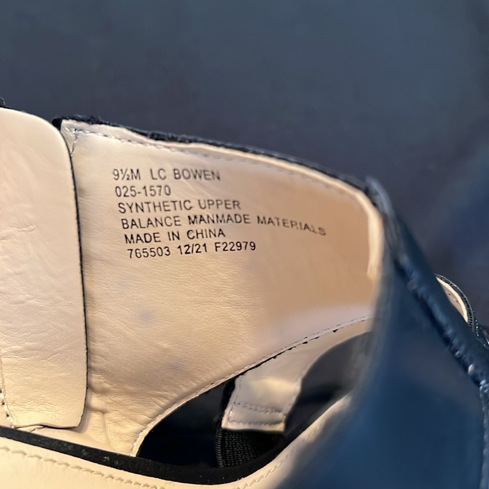 Liz Claiborne Bowen Heeled Sandals - Picture 11 of 12